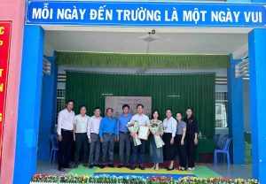 hình 4